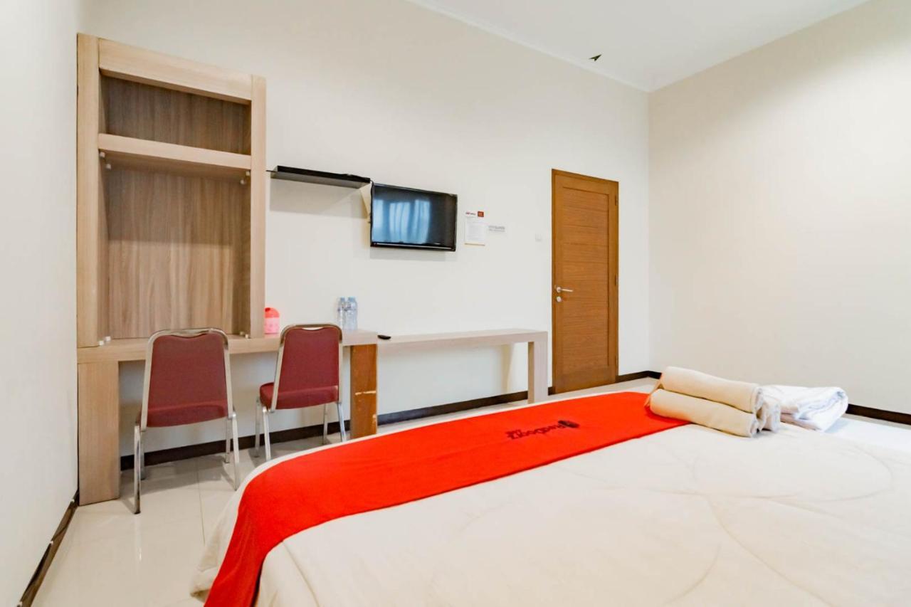 Reddoorz Near Lembang Park & Zoo 2 Hotell Eksteriør bilde